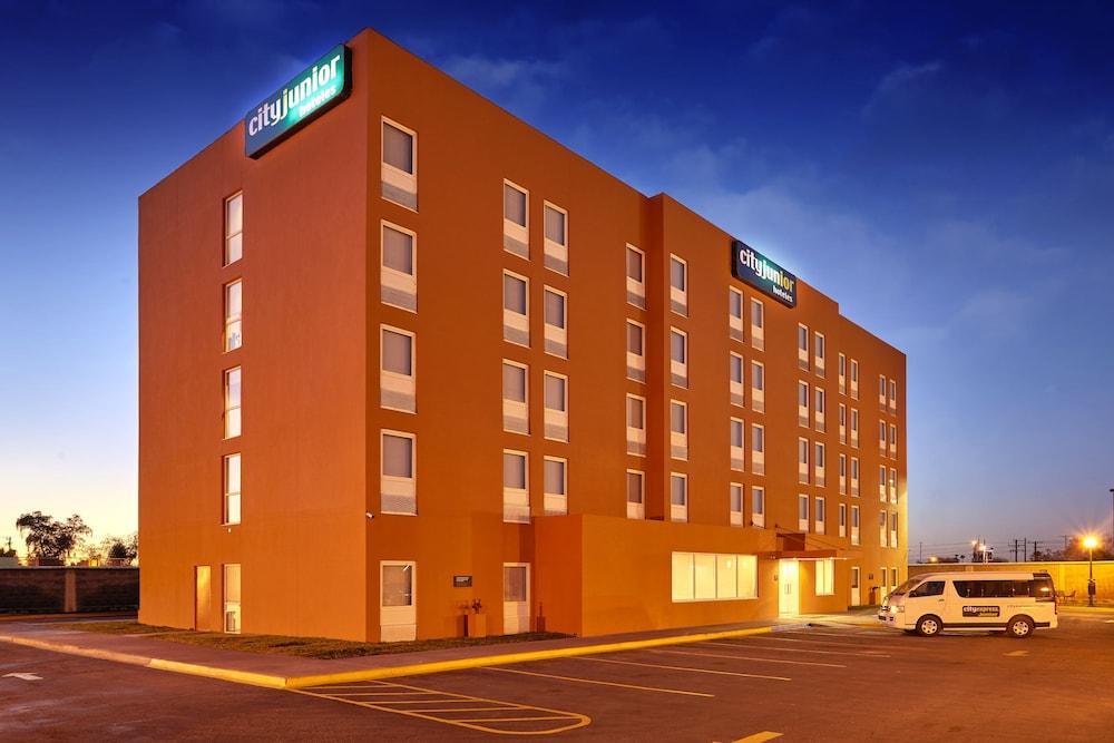 City Express Junior By Marriott Tuxtla Gutierrez Poliforum Extérieur photo