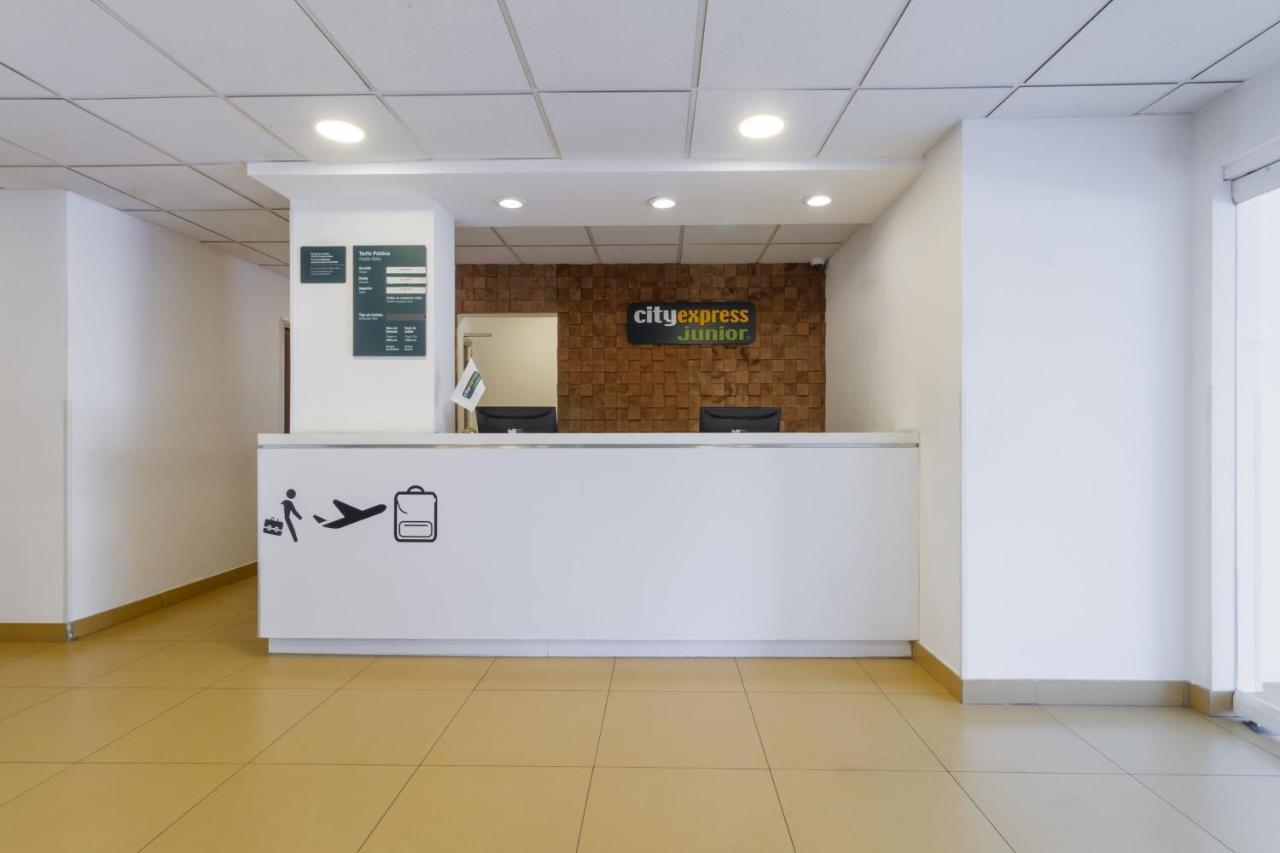 City Express Junior By Marriott Tuxtla Gutierrez Poliforum Extérieur photo