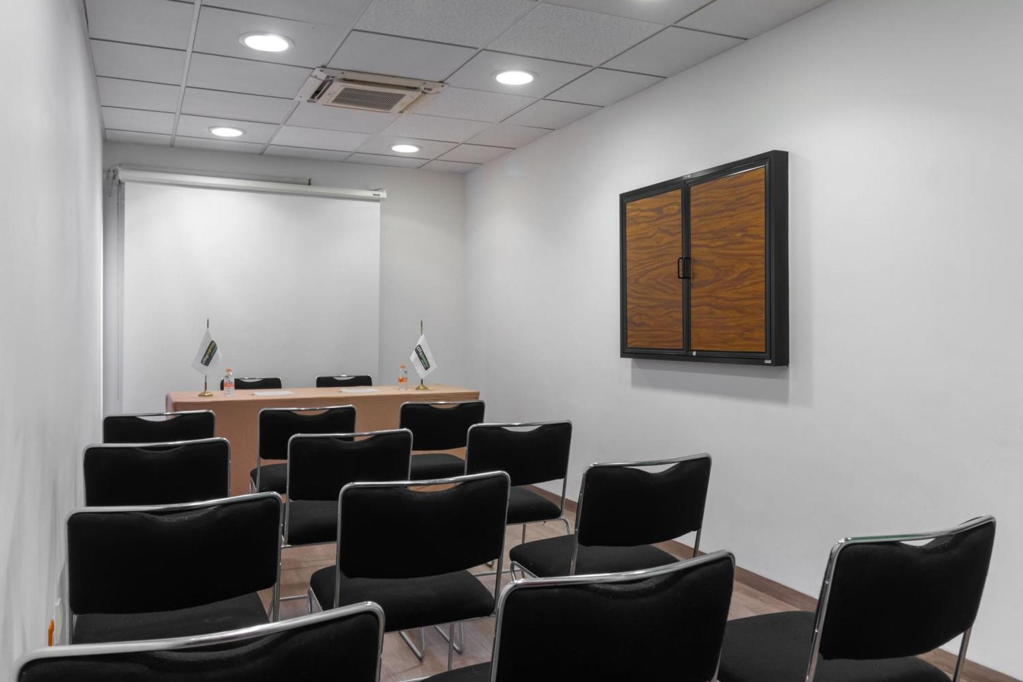 City Express Junior By Marriott Tuxtla Gutierrez Poliforum Extérieur photo