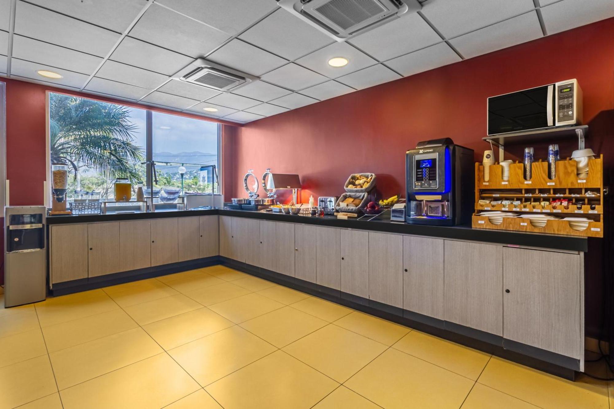 City Express Junior By Marriott Tuxtla Gutierrez Poliforum Extérieur photo
