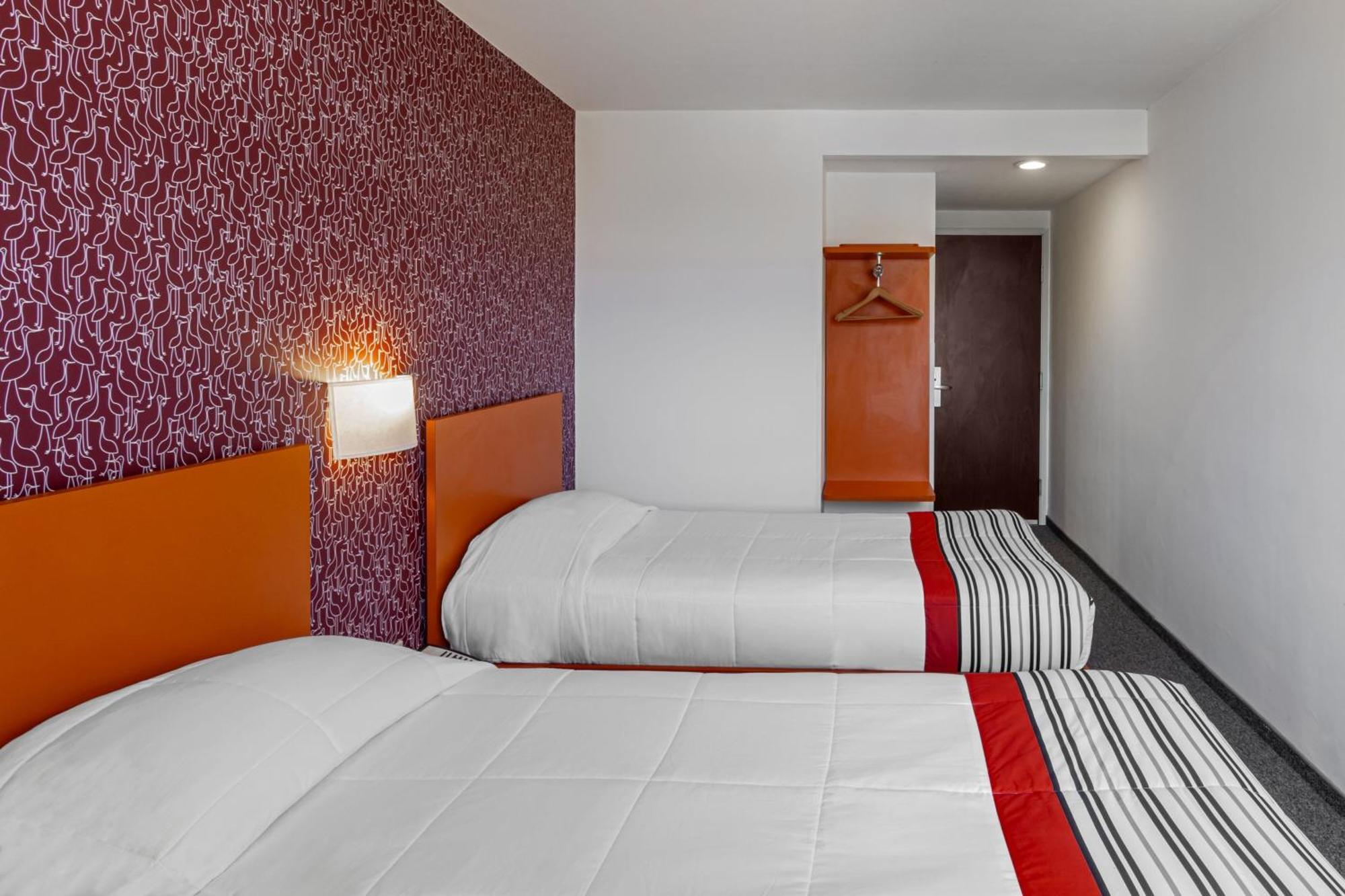 City Express Junior By Marriott Tuxtla Gutierrez Poliforum Extérieur photo