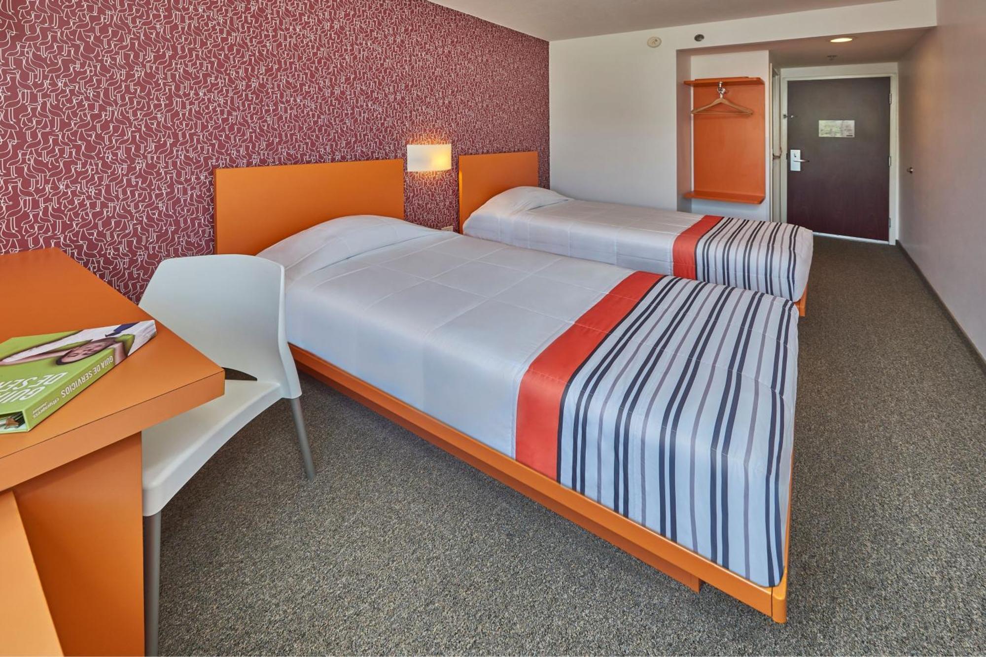 City Express Junior By Marriott Tuxtla Gutierrez Poliforum Extérieur photo