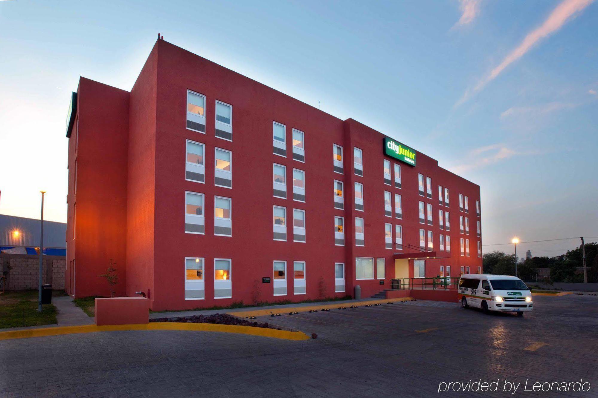 City Express Junior By Marriott Tuxtla Gutierrez Poliforum Extérieur photo